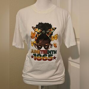 NEW Women's‎ Juneteenth 1865 Short Sleeve Shirt. Size Medium